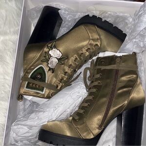 Steve Madden heeled boots